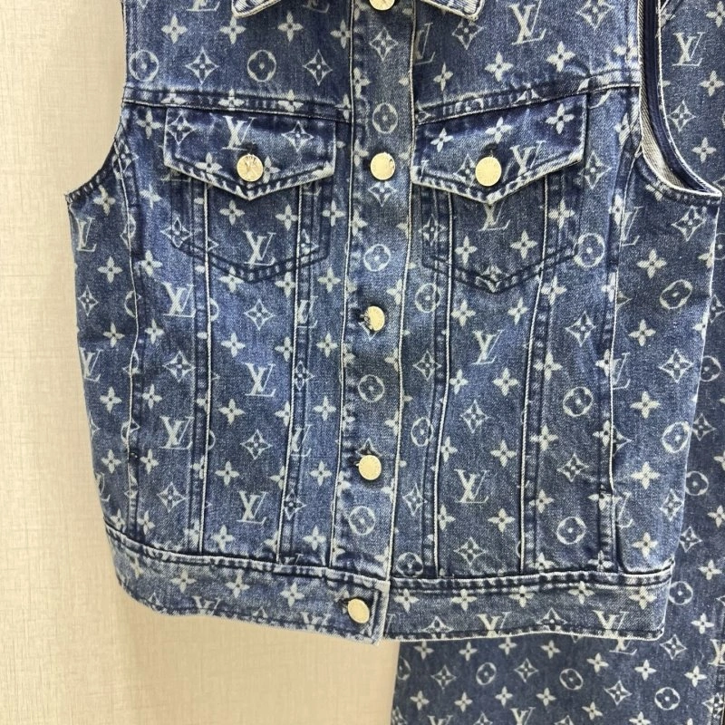 Louis Vuitton Dress Suits Affordable 131184