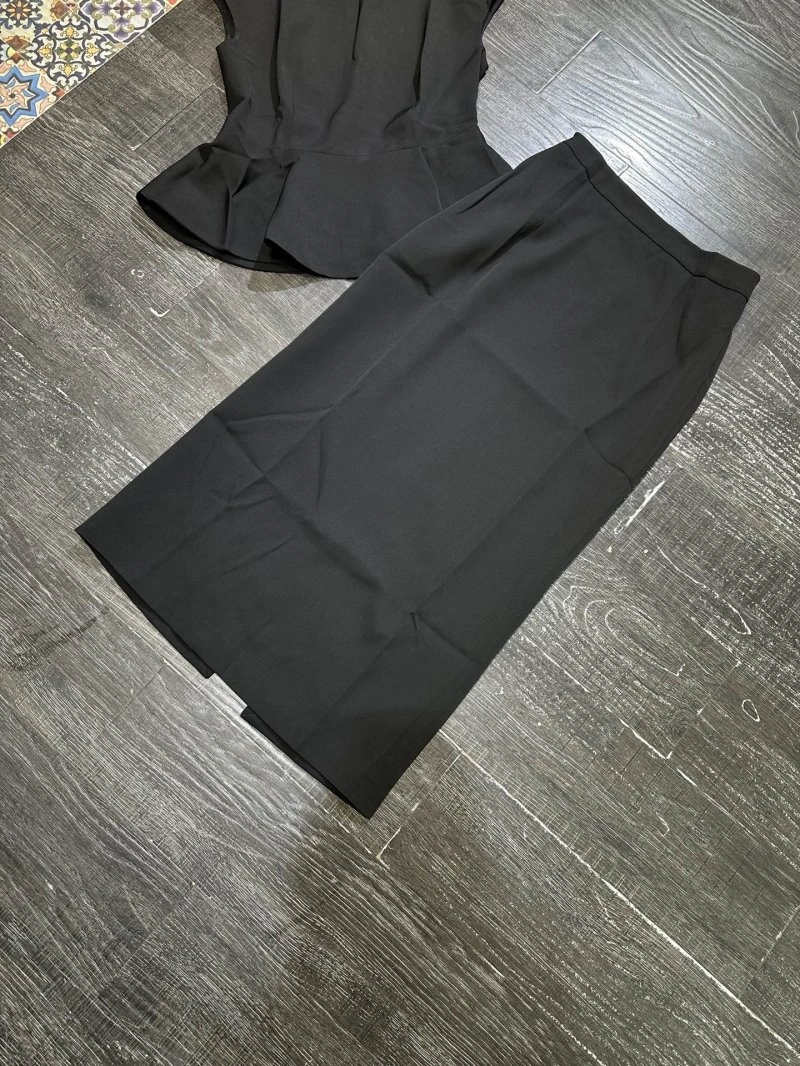 WeatherProof Louis Vuitton Dress Suits 131818