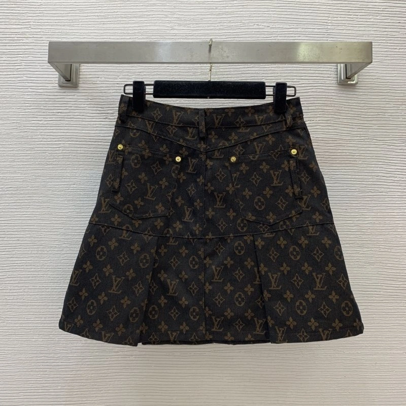 Stylish Louis Vuitton Dress Suits 130807
