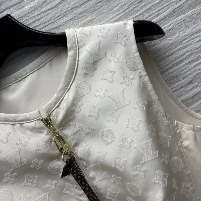 Versatile Louis Vuitton Dress 131173