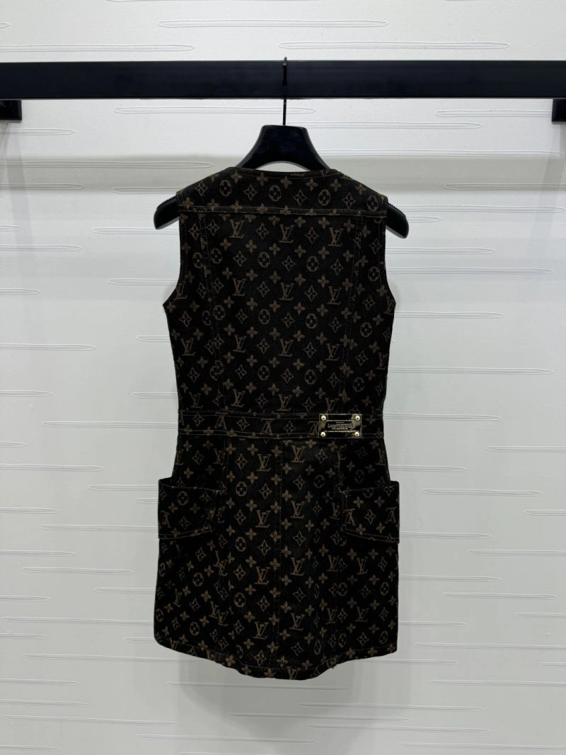 Compact Louis Vuitton Dress 131170