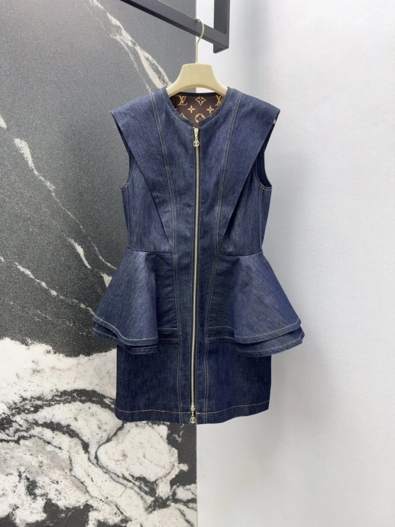 Neat Louis Vuitton Dress 131162