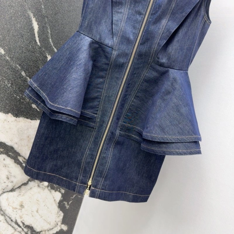 Neat Louis Vuitton Dress 131162