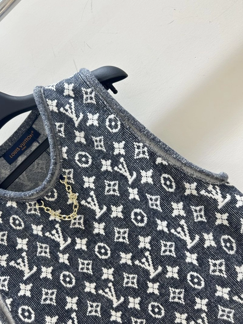 Effortless Louis Vuitton Dress 131148