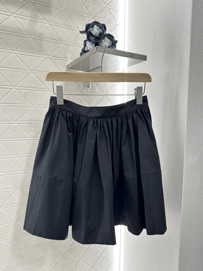 Louis Vuitton Dress Casual 131149