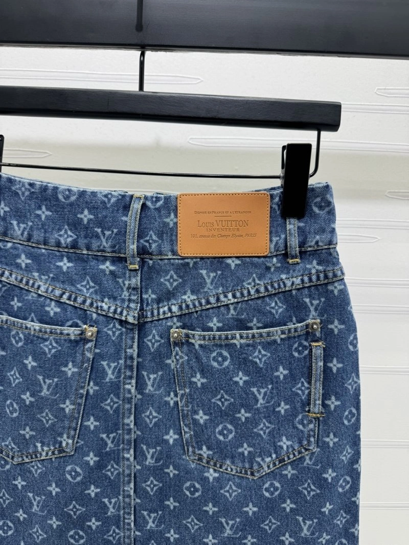 Louis Vuitton Dress Durable 131945