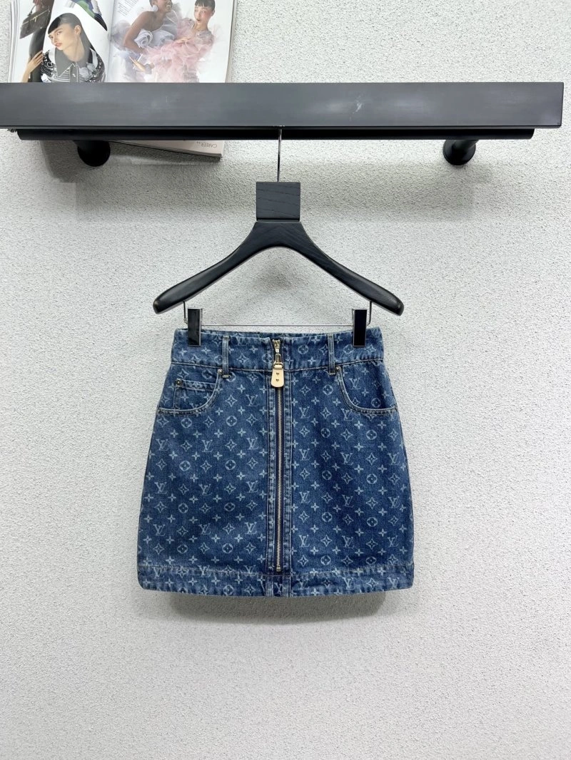 Sleek Louis Vuitton Dress 131903