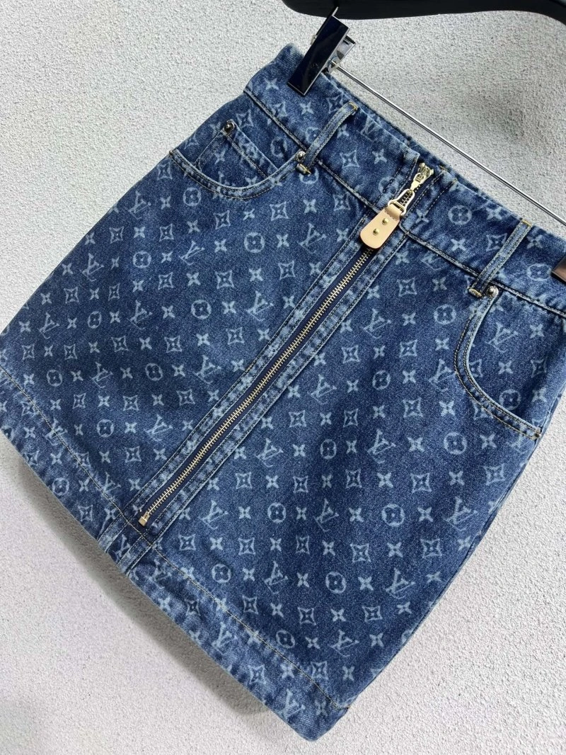 Sleek Louis Vuitton Dress 131903