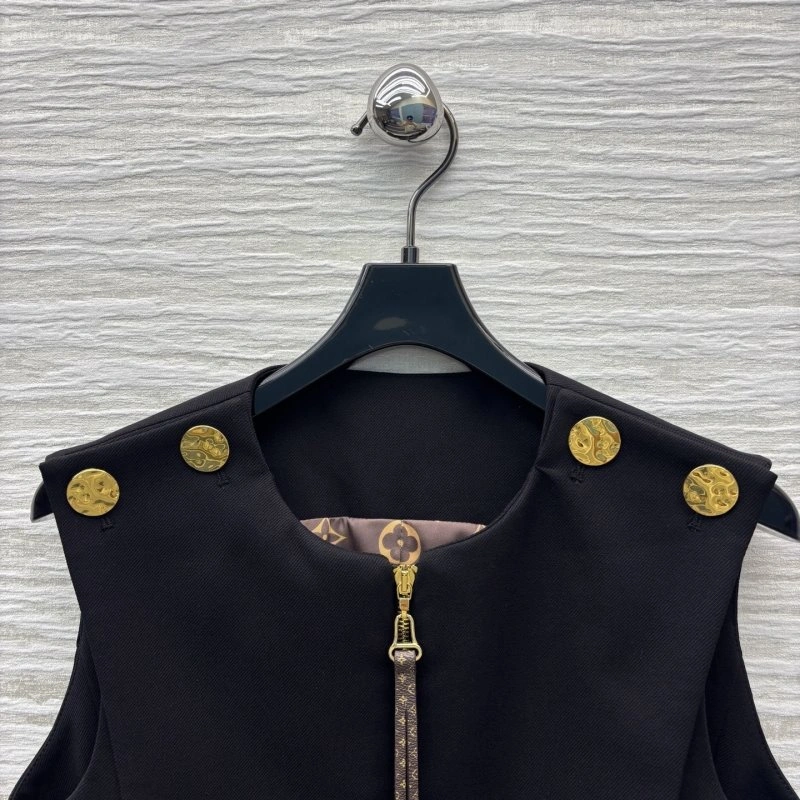 Louis Vuitton Dress Refined 131889