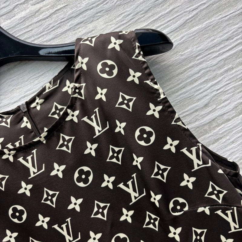 Contemporary Louis Vuitton Dress 131877