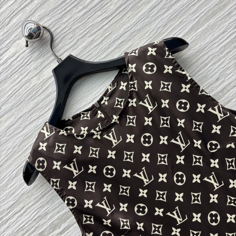 Contemporary Louis Vuitton Dress 131877