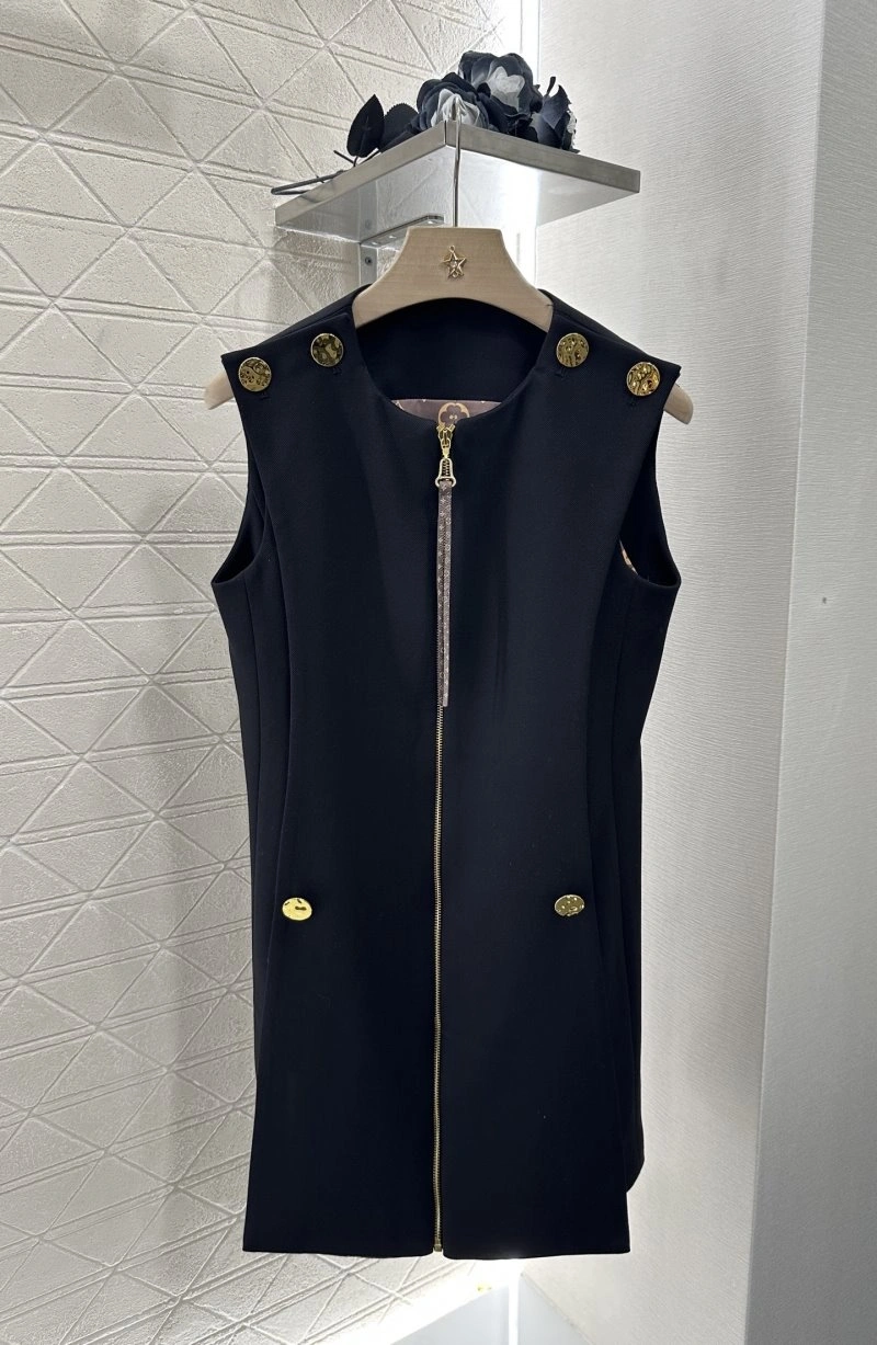 WaterResistant Louis Vuitton Dress 131876