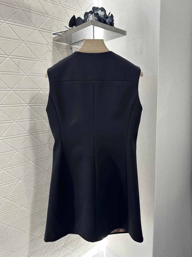 WaterResistant Louis Vuitton Dress 131876