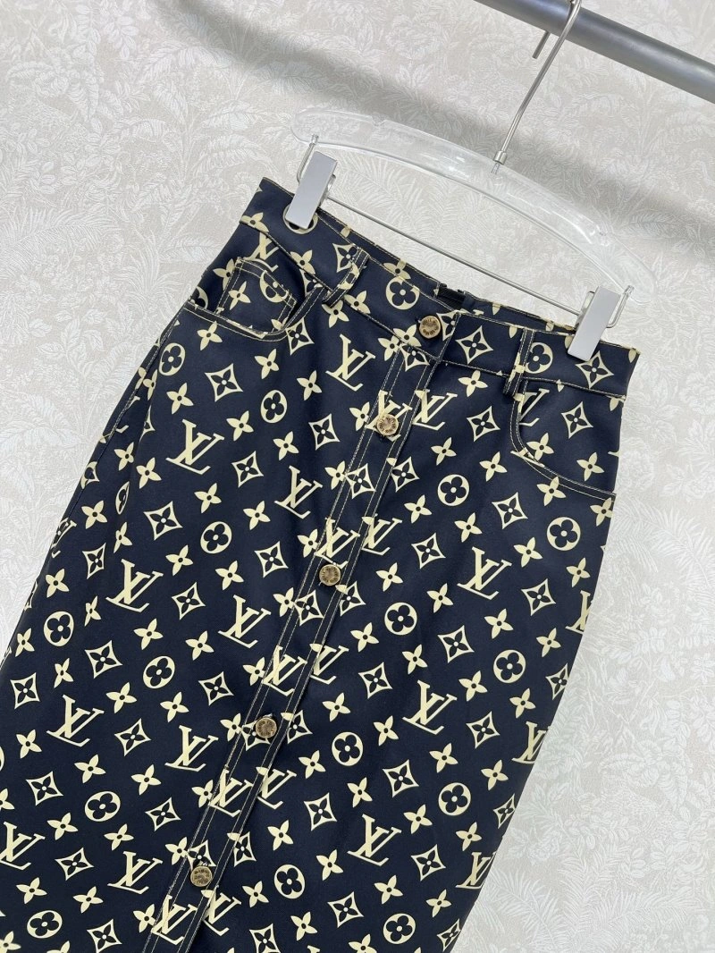 WellDesigned Louis Vuitton Dress 131870