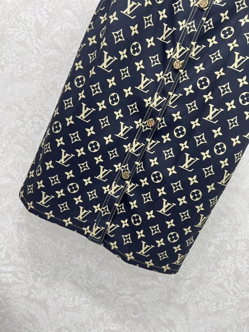 WellDesigned Louis Vuitton Dress 131870