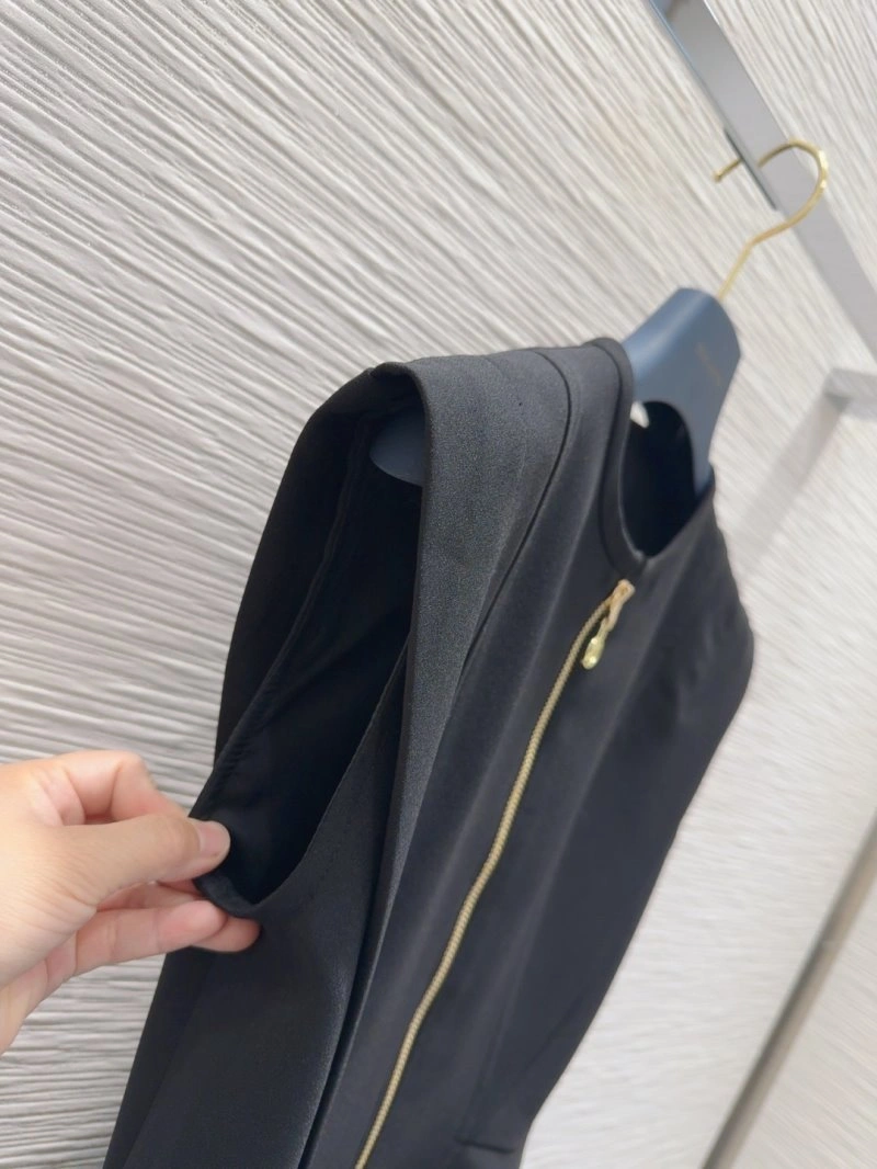 Louis Vuitton Dress RelaxedFit 131860