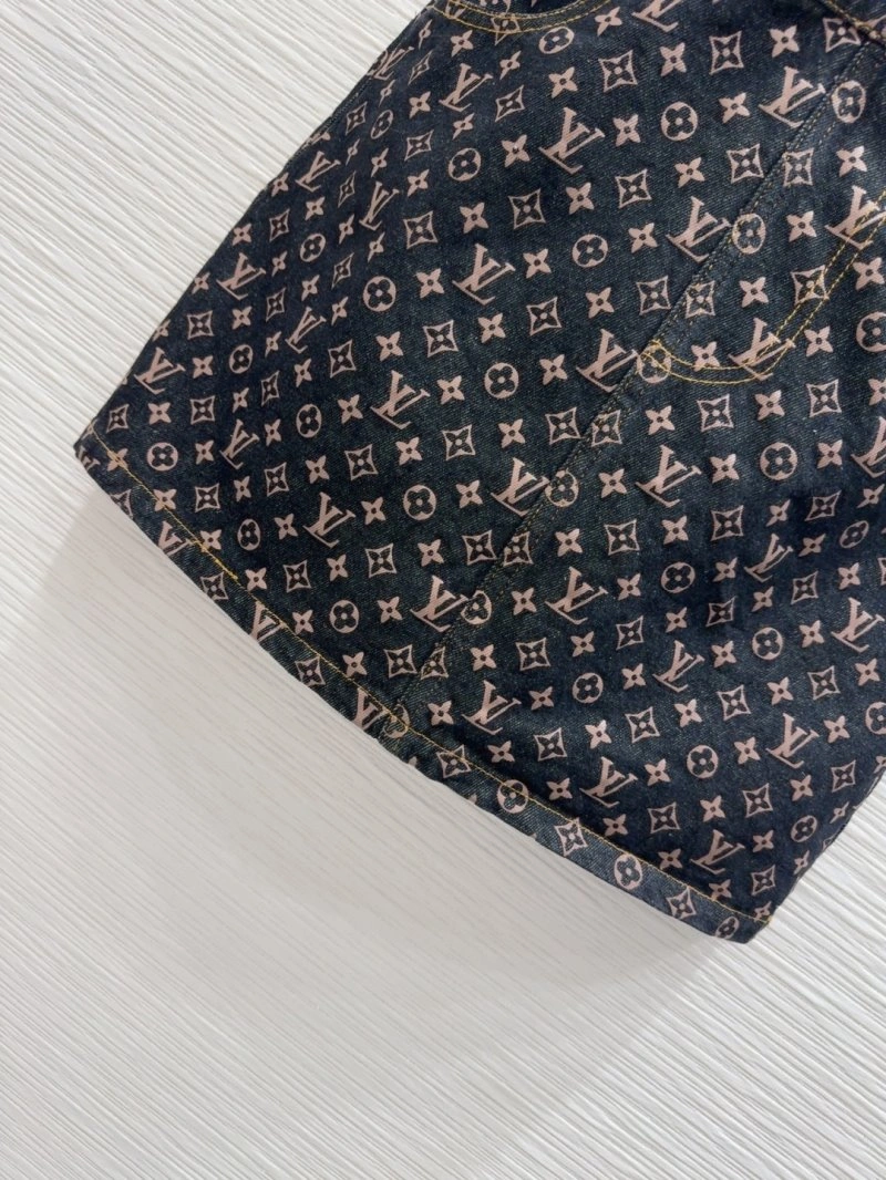 Breathable Louis Vuitton Dress 131880