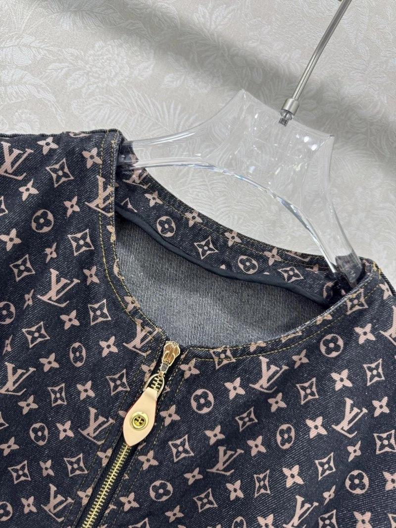 Classic Louis Vuitton Dress 131854