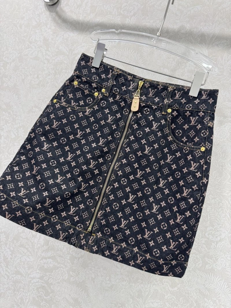 Fashionable Louis Vuitton Dress 131859