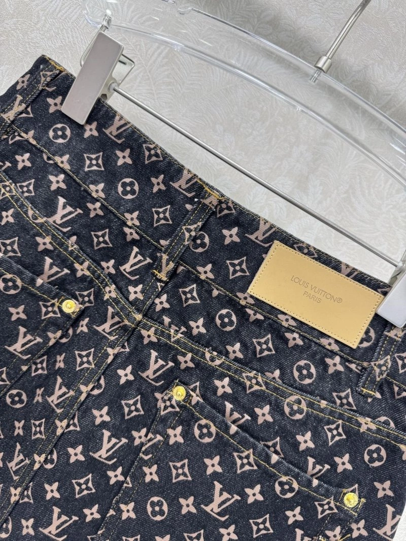Fashionable Louis Vuitton Dress 131859