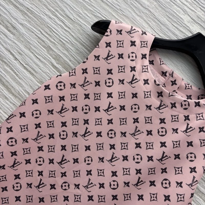 Louis Vuitton Dress Sleek 131839