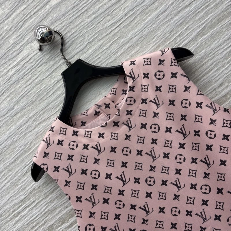 Louis Vuitton Dress Sleek 131839