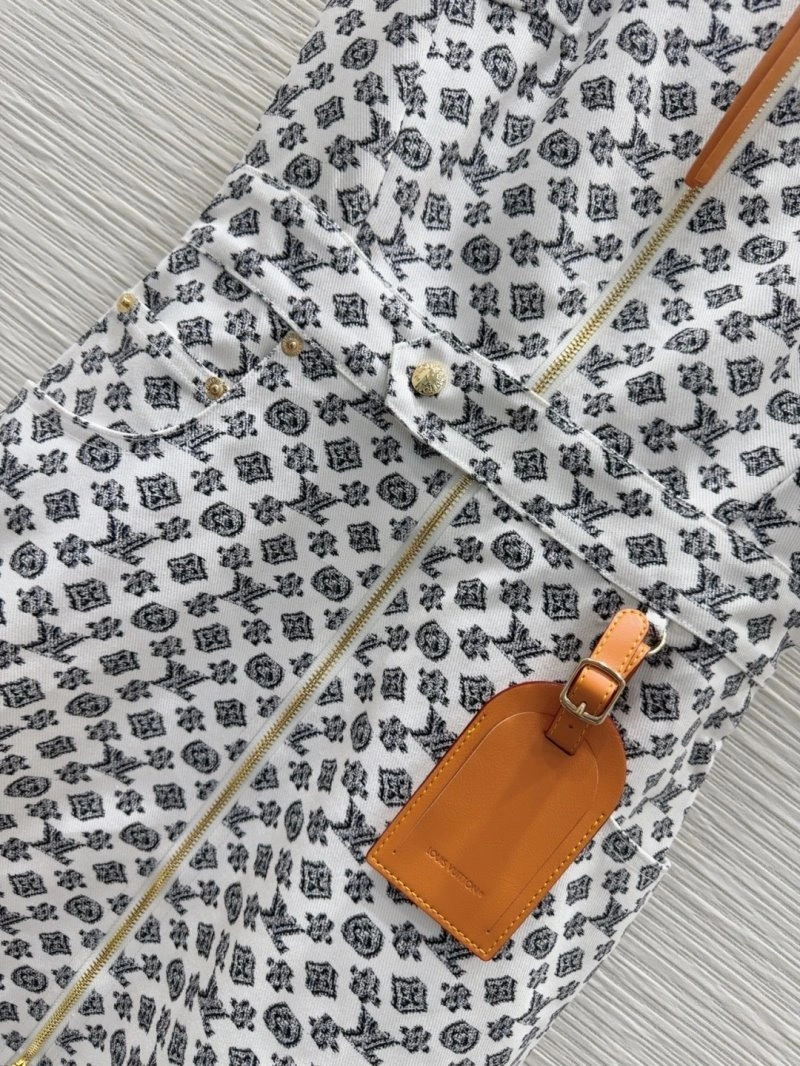 Seasonal Louis Vuitton Dress 131824