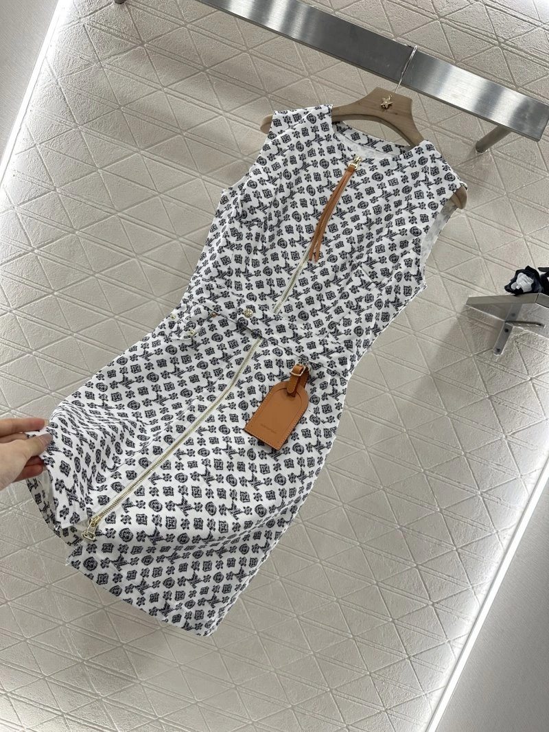 Tailored Louis Vuitton Dress 131835