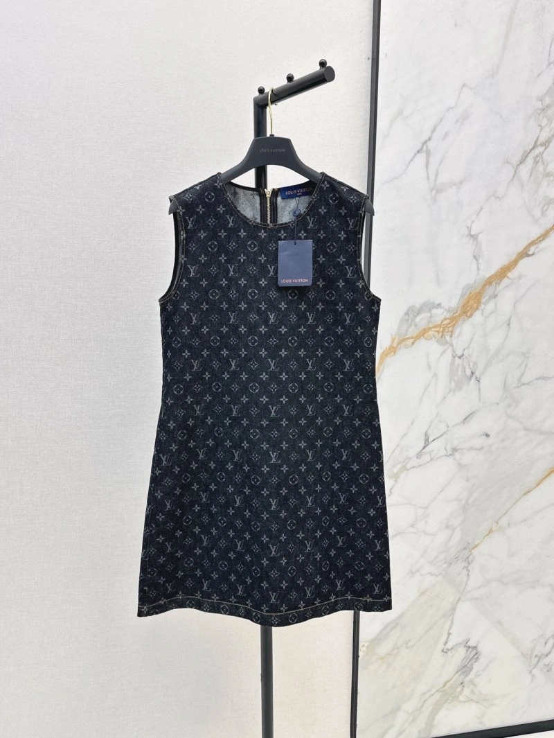 Louis Vuitton Dress Breathable 130892