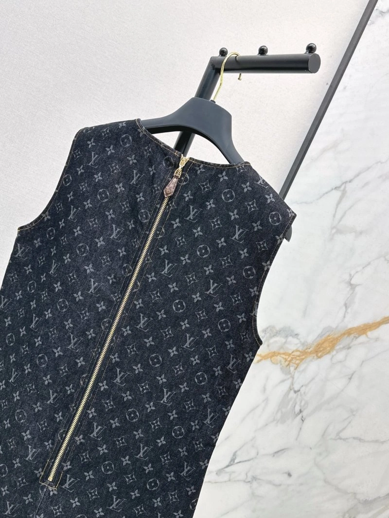 Louis Vuitton Dress Breathable 130892
