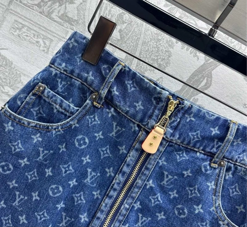 WrinkleFree Louis Vuitton Dress 130889