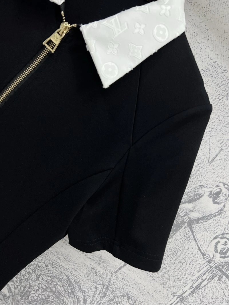 Louis Vuitton Dress Durable 130882