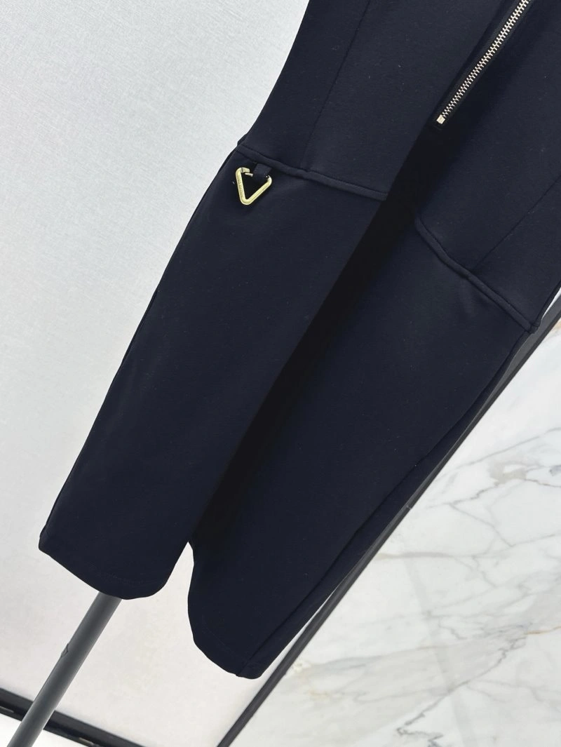 Louis Vuitton Dress Refined 130871