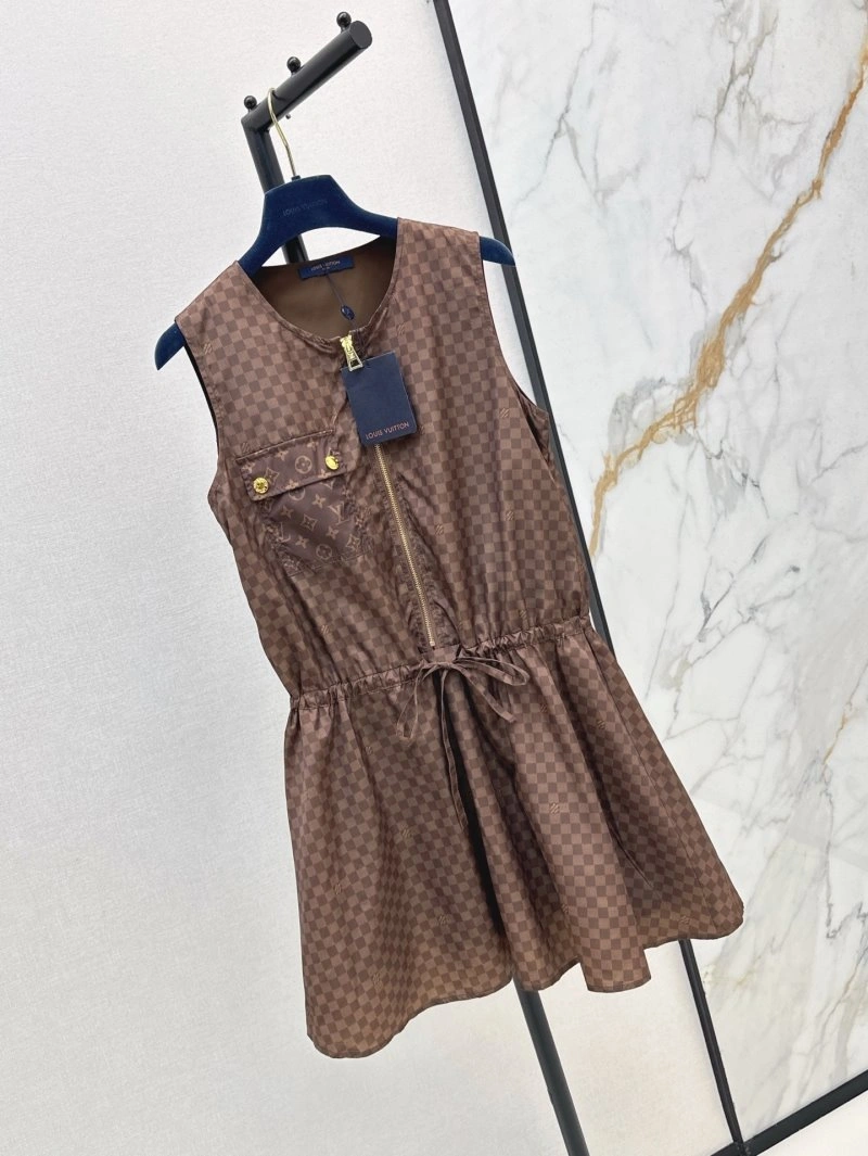 Louis Vuitton Dress Elegant 130852