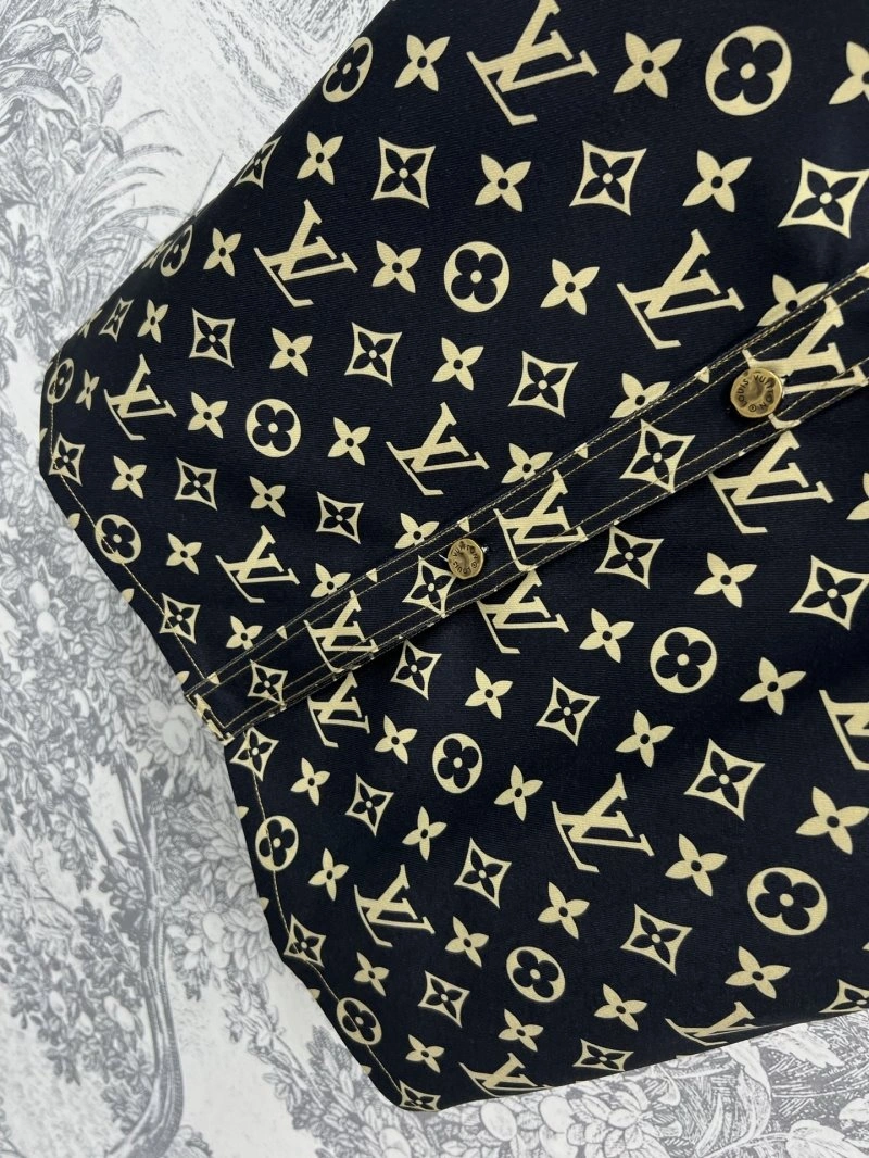 Louis Vuitton Dress Chic 130847