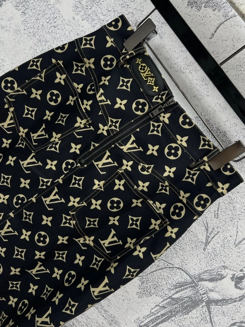 Louis Vuitton Dress Chic 130847