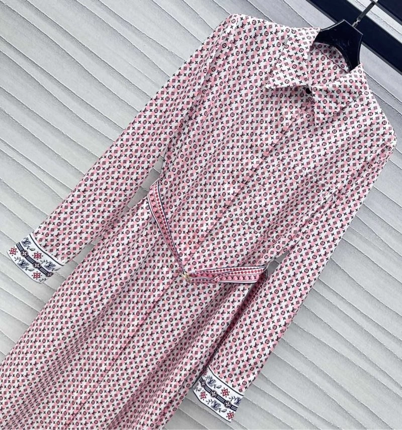 Versatile Louis Vuitton Dress 130842
