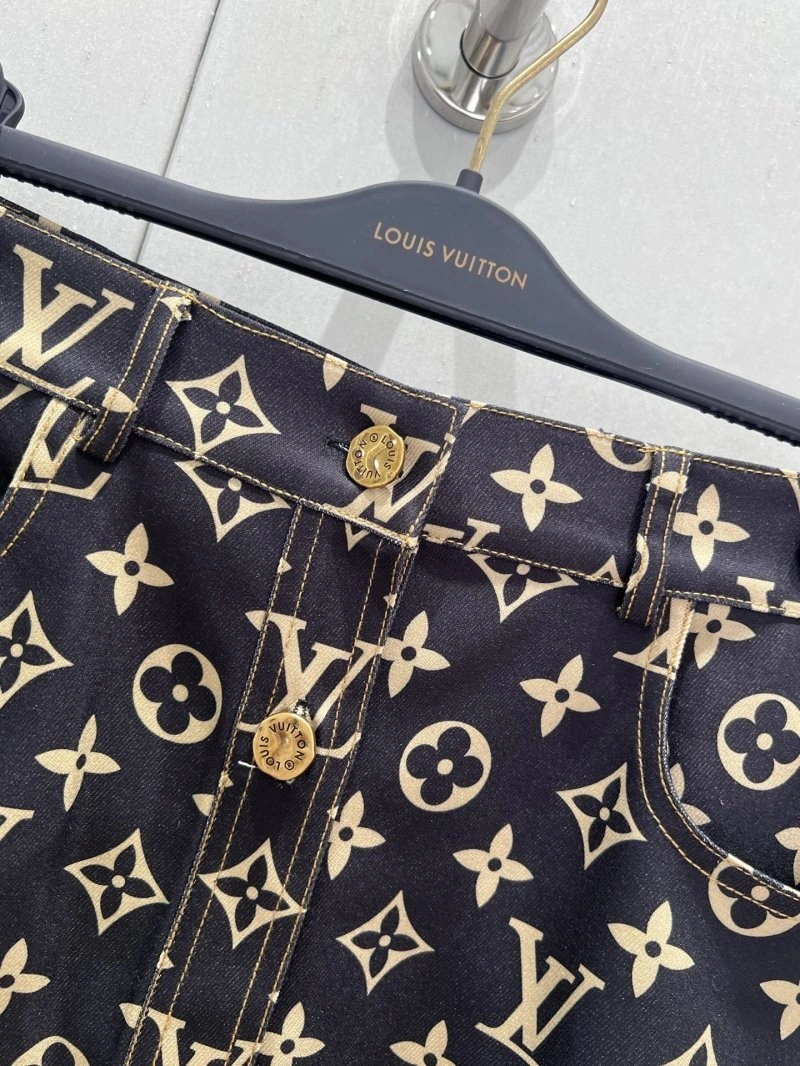 EyeCatching Louis Vuitton Dress 130841
