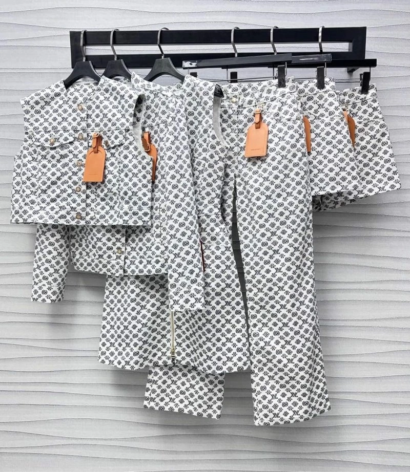 Louis Vuitton Dress Modern 130817
