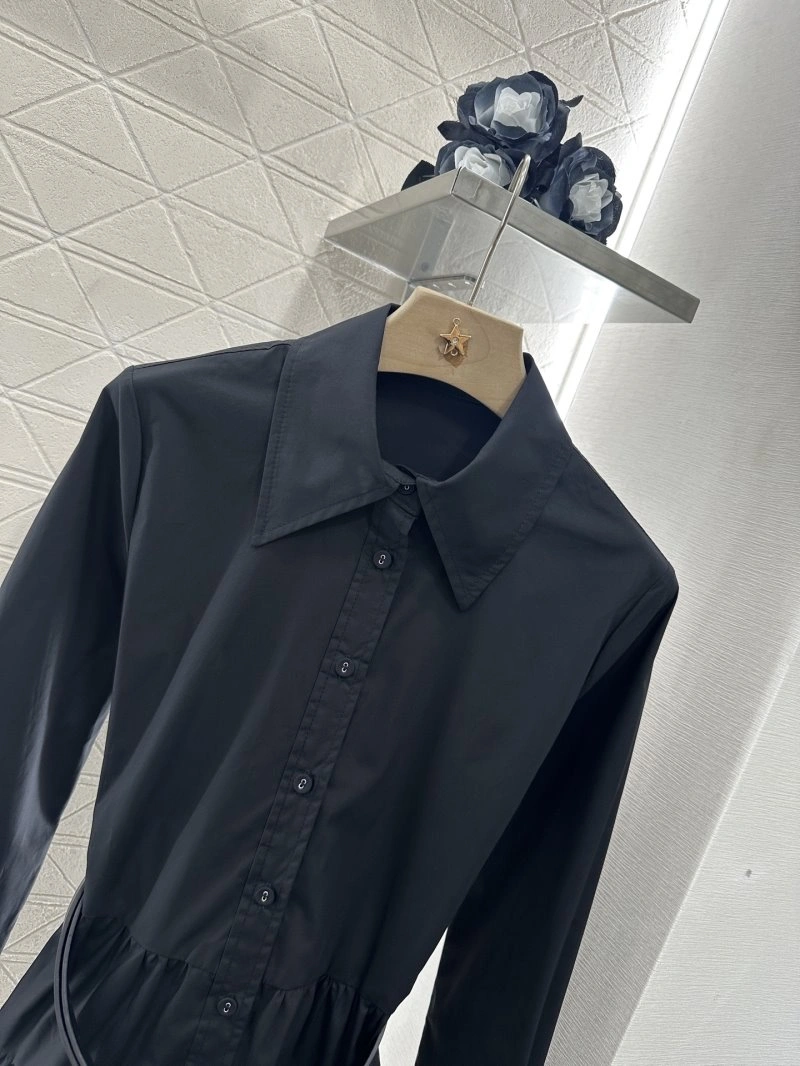 Louis Vuitton Dress Efficient 131459