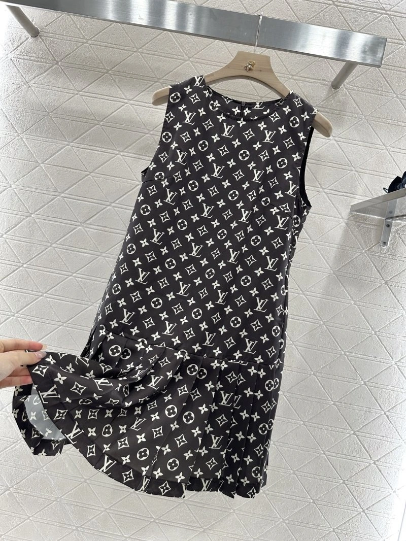 Louis Vuitton Dress Neat 131460