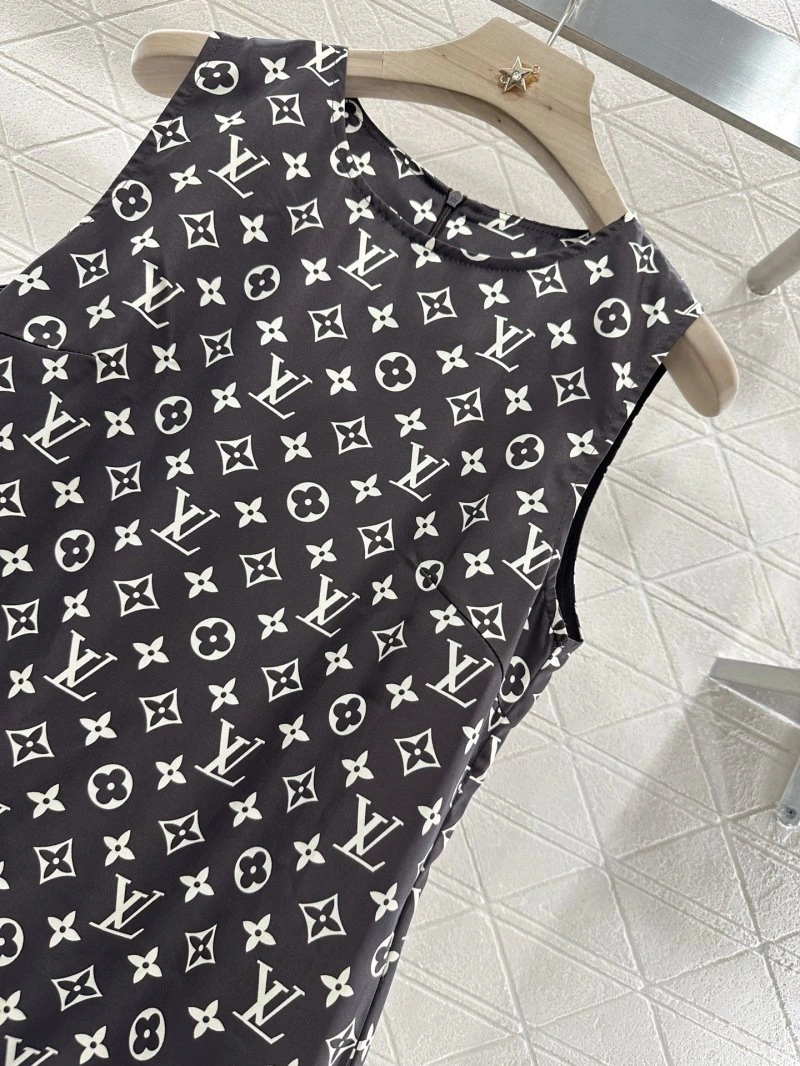 Louis Vuitton Dress Neat 131460