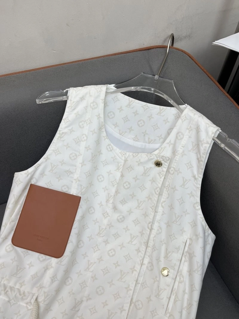 Louis Vuitton Dress Casual 131457