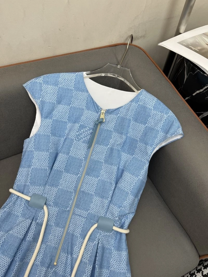 EyeCatching Louis Vuitton Dress 131437