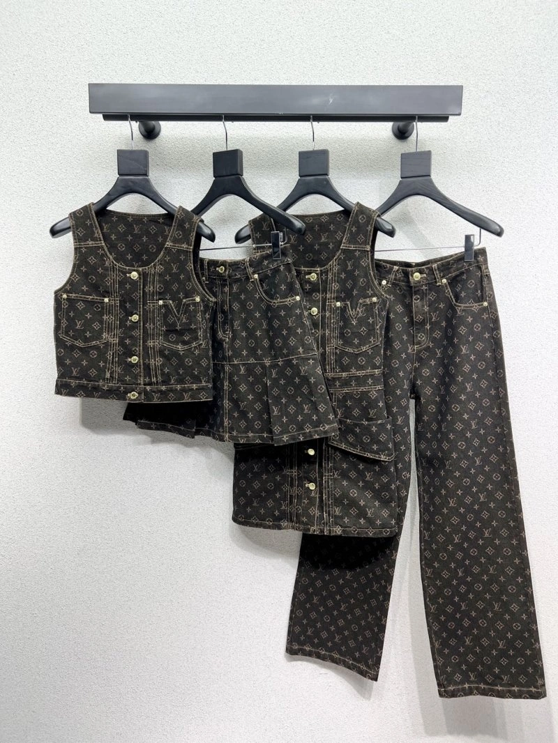 Louis Vuitton Dress Affordable 131421