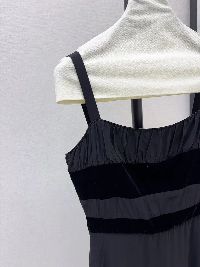 ZipUp Louis Vuitton Dress 131270