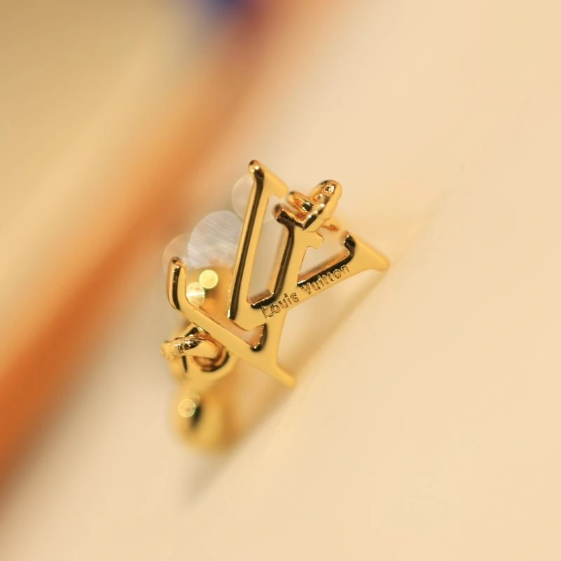Louis Vuitton Earrings Lightweight 251413