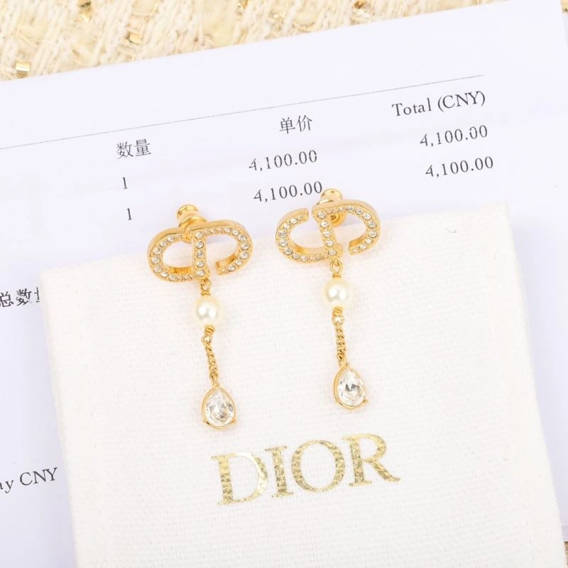 HighPerformance Louis Vuitton Earrings 251280