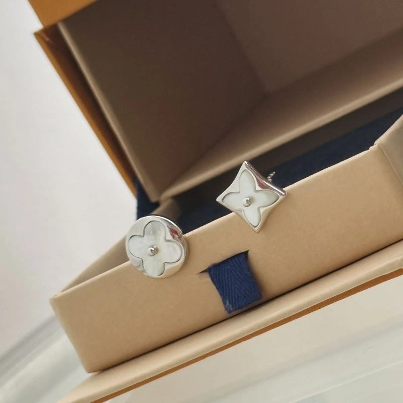 Bold Louis Vuitton Earrings 251275