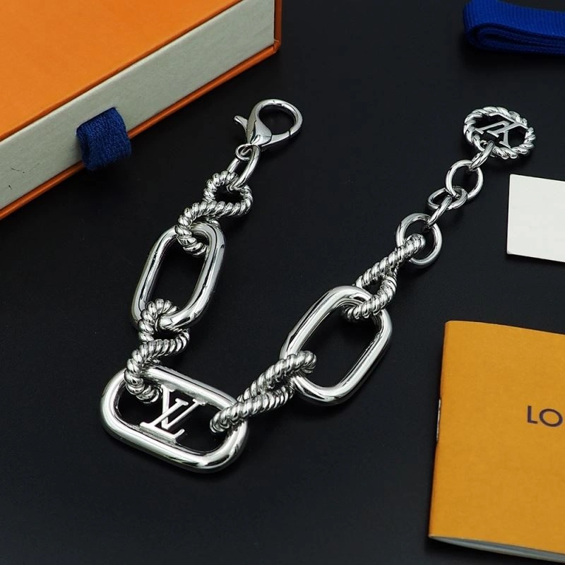 Louis Vuitton Earrings Lightweight 251264